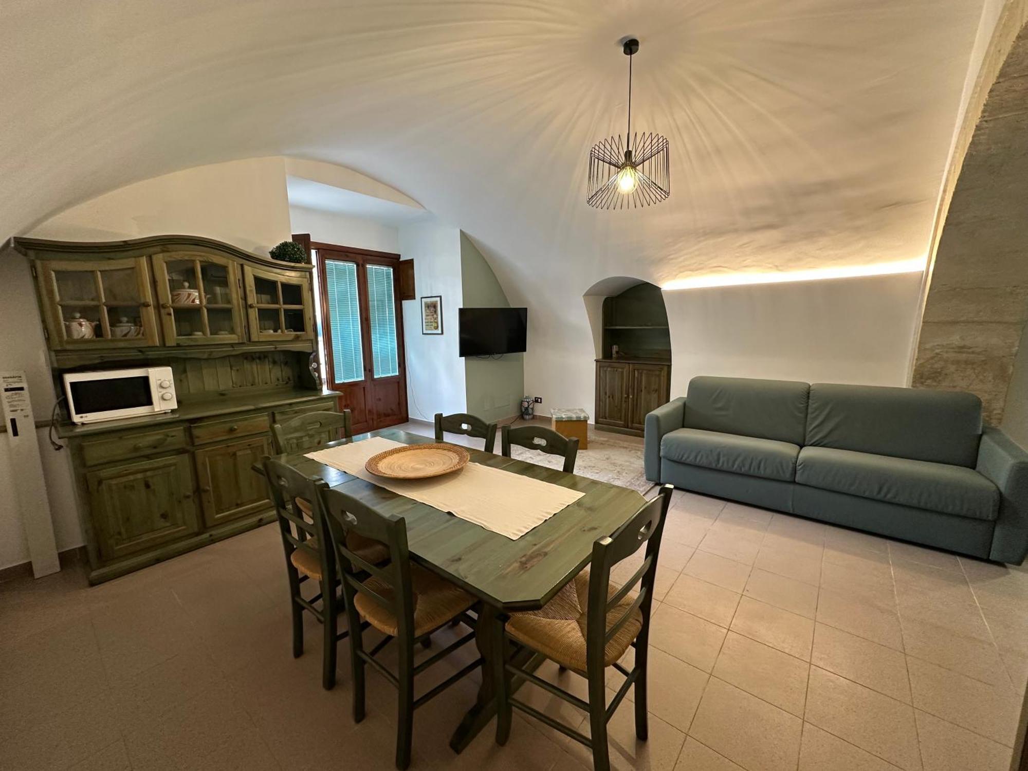 Historic B&B Apartments Home เคียรามอนเตกุลฟิ ภายนอก รูปภาพ